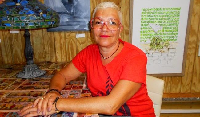 Viviane Pelus — Viie